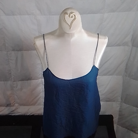 Blue spaghetti strap luxury sleepwhere by Le Fee Verte. - Picture 2 of 5